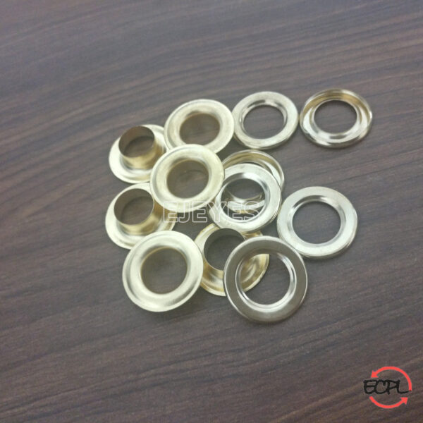 Golden brass eyelets & washers for stylish, durable fastening solutions in crafts, fashion, and hardware projects.