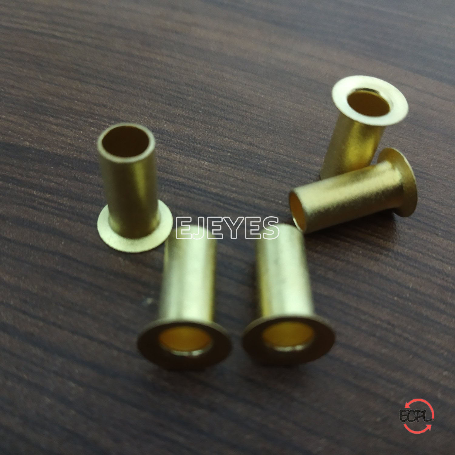 Brass tubular rivet: A dependable and versatile hardware component, ideal for secure and lasting assembly.